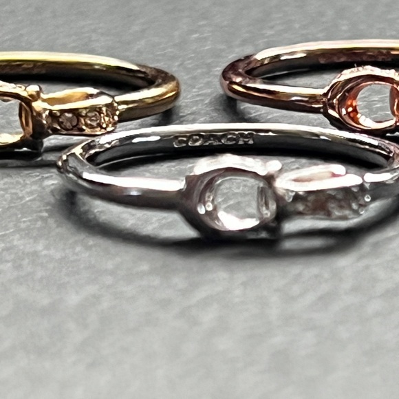 NEW‼️ COACH Signature interlock Pave Stackable 3 Ring Set - Picture 8 of 16